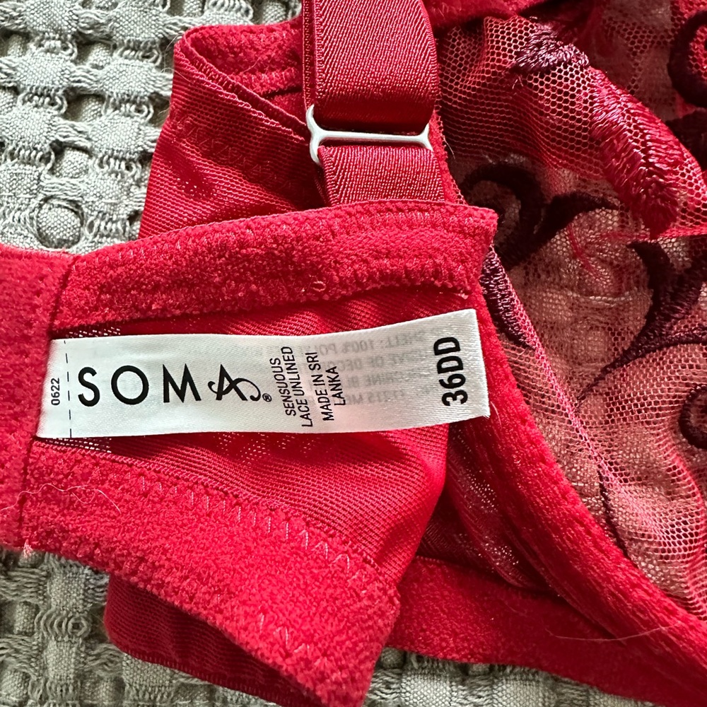 SOMA Lace Bras - Picture 2 of 4